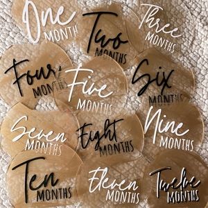 baby milestone rounds